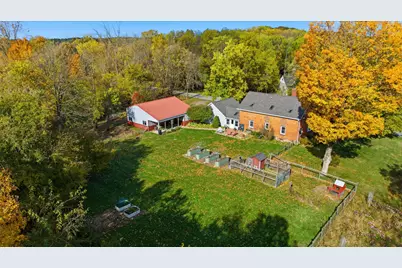 6484 E 1000 N, New Carlisle, IN 46552 - Photo 1