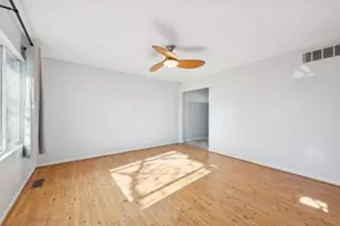 317 Midway Dr, Valparaiso, IN 46385 - Photo 3