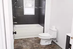 11535 Sandhill Trail, Demotte, IN 46310 - Photo 17