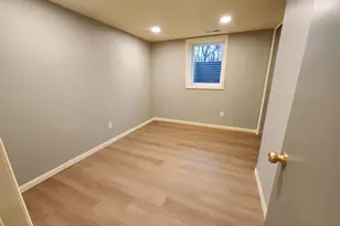 5049 Indiana Pl, Gary, IN 46409 - Photo 17