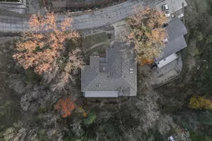 22 Skyline Dr, Ogden Dunes, IN 46368 - Photo 43