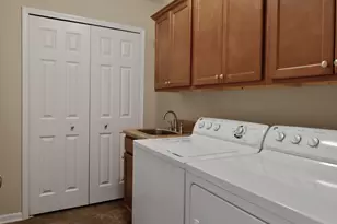 2753 Kildare Courtyard, Valparaiso, IN 46385 - Photo 15