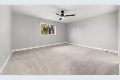 5012 W 92nd Avenue, Crown Point, IN 46307 - Photo 9