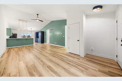 5012 W 92nd Avenue, Crown Point, IN 46307 - Photo 3