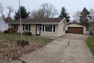 2913 Drexel Dr, Hobart, IN 46342 - Photo 1