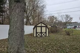 2913 Drexel Dr, Hobart, IN 46342 - Photo 15