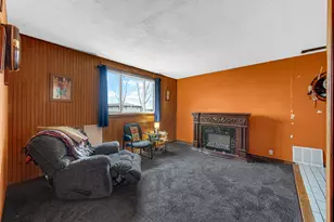 709 Beverly Dr, Hebron, IN 46341 - Photo 17