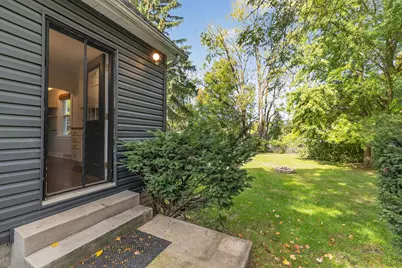 321 W Johnson Road, La Porte, IN 46350 - Photo 23