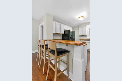 321 W Johnson Road, La Porte, IN 46350 - Photo 11