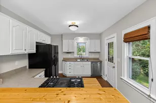 321 W Johnson Rd, La Porte, IN 46350 - Photo 9