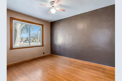 10114 Kennedy Avenue, Highland, IN 46322 - Photo 9