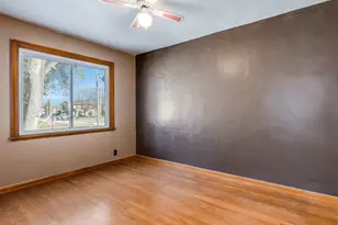 10114 Kennedy Ave, Highland, IN 46322 - Photo 9