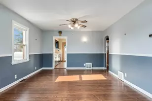 10114 Kennedy Ave, Highland, IN 46322 - Photo 5