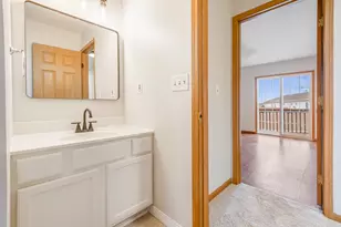 147 Mallard Pointe Dr, Valparaiso, IN 46385 - Photo 29