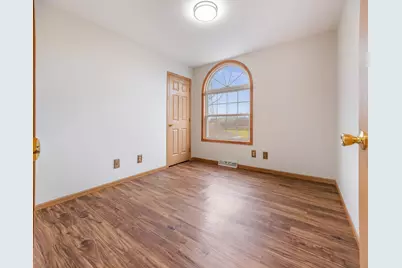 147 Mallard Pointe Drive, Valparaiso, IN 46385 - Photo 25