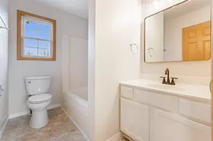 147 Mallard Pointe Dr, Valparaiso, IN 46385 - Photo 27