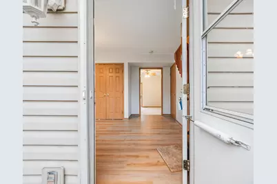 147 Mallard Pointe Drive, Valparaiso, IN 46385 - Photo 5