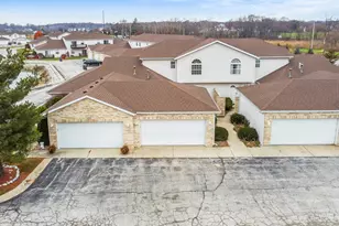 147 Mallard Pointe Dr, Valparaiso, IN 46385 - Photo 39