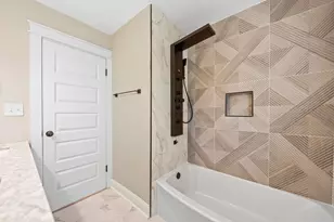 9176 W Springhill Dr, Saint John, IN 46373 - Photo 11