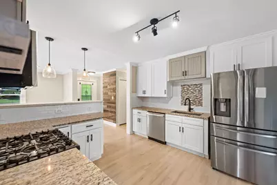 9176 W Springhill Drive, Saint John, IN 46373 - Photo 5