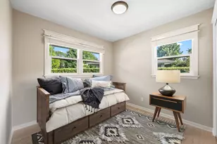 9176 W Springhill Dr, Saint John, IN 46373 - Photo 13