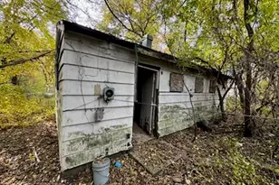 2224 E 20th Ave, Gary, IN 46407 - Photo 3