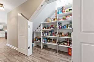 231 N 182 W, Valparaiso, IN 46385 - Photo 17