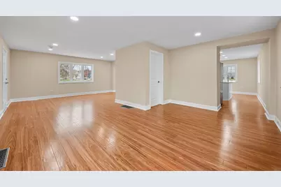 515 School Street, East Chicago, IN 46312 - Photo 9