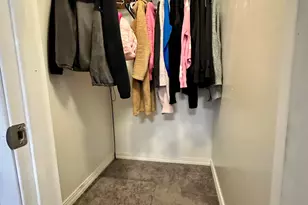 421 Sandalwood Dr, Valparaiso, IN 46385 - Photo 13