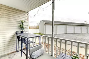 2343 99th St, Highland, IN 46322 - Photo 17