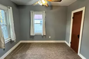 722 S Market St, Winamac, IN 46996 - Photo 15