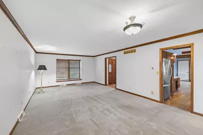 4203 Oakgrove Drive, Valparaiso, IN 46383 - Photo 7