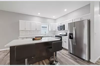 204 W 12th Street, La Porte, IN 46350 - Photo 7