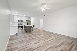 204 W 12th St, La Porte, IN 46350 - Photo 5