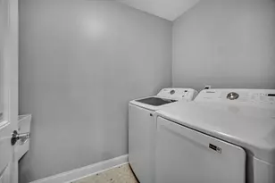 540 Lily Ct, Valparaiso, IN 46385 - Photo 21