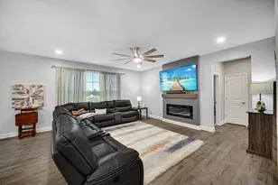 540 Lily Ct, Valparaiso, IN 46385 - Photo 15