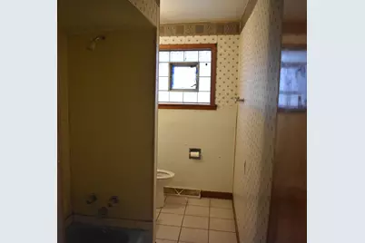 5042 Virginia Street, Gary, IN 46409 - Photo 9