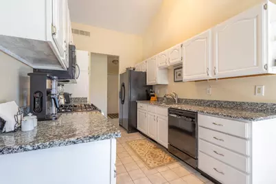 257 Pineview Lane, Valparaiso, IN 46383 - Photo 9