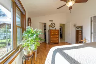 257 Pineview Ln, Valparaiso, IN 46383 - Photo 19