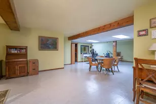 257 Pineview Ln, Valparaiso, IN 46383 - Photo 33