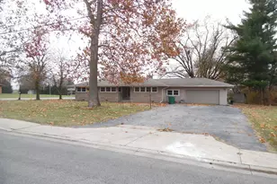 7710 Madison St, Merrillville, IN 46410 - Photo 3
