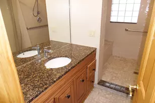 7710 Madison St, Merrillville, IN 46410 - Photo 23