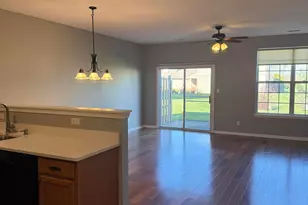 1039 Summertime Ct, Dyer, IN 46311 - Photo 5