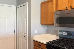 1039 Summertime Ct, Dyer, IN 46311 - Photo 15