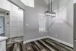 1607 Geranium Cir, Valparaiso, IN 46383 - Photo 21