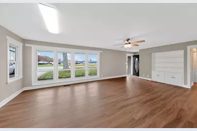 1311 Roosevelt Road, Valparaiso, IN 46383 - Photo 3