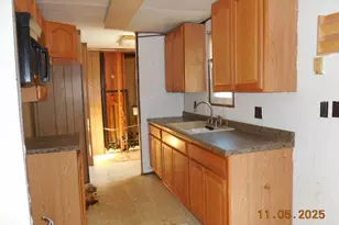 93 Lincoln Ave, Hobart, IN 46342 - Photo 11