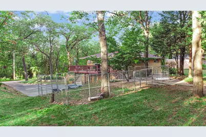 5001 Marquette Road, Lake Station, IN 46405 - Photo 23