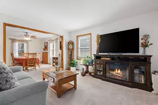 2504 Club Ct, Valparaiso, IN 46383 - Photo 13