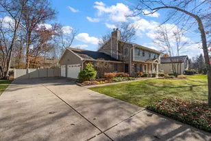 2504 Club Ct, Valparaiso, IN 46383 - Photo 43